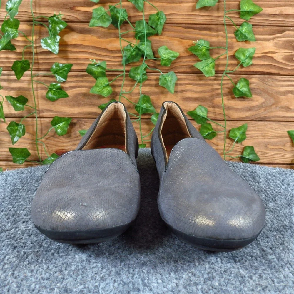Comfortiva Corwin Womens Loafer Flat Sz 10M Casual Walking Gray Metallic Leather